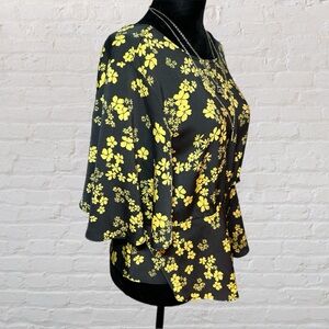 Who What Wear Black & Yellow Floral 3/4 Sleeve Relaxed Blouse Top in Size Small